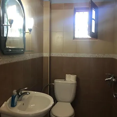 Kolonja * Ksamil